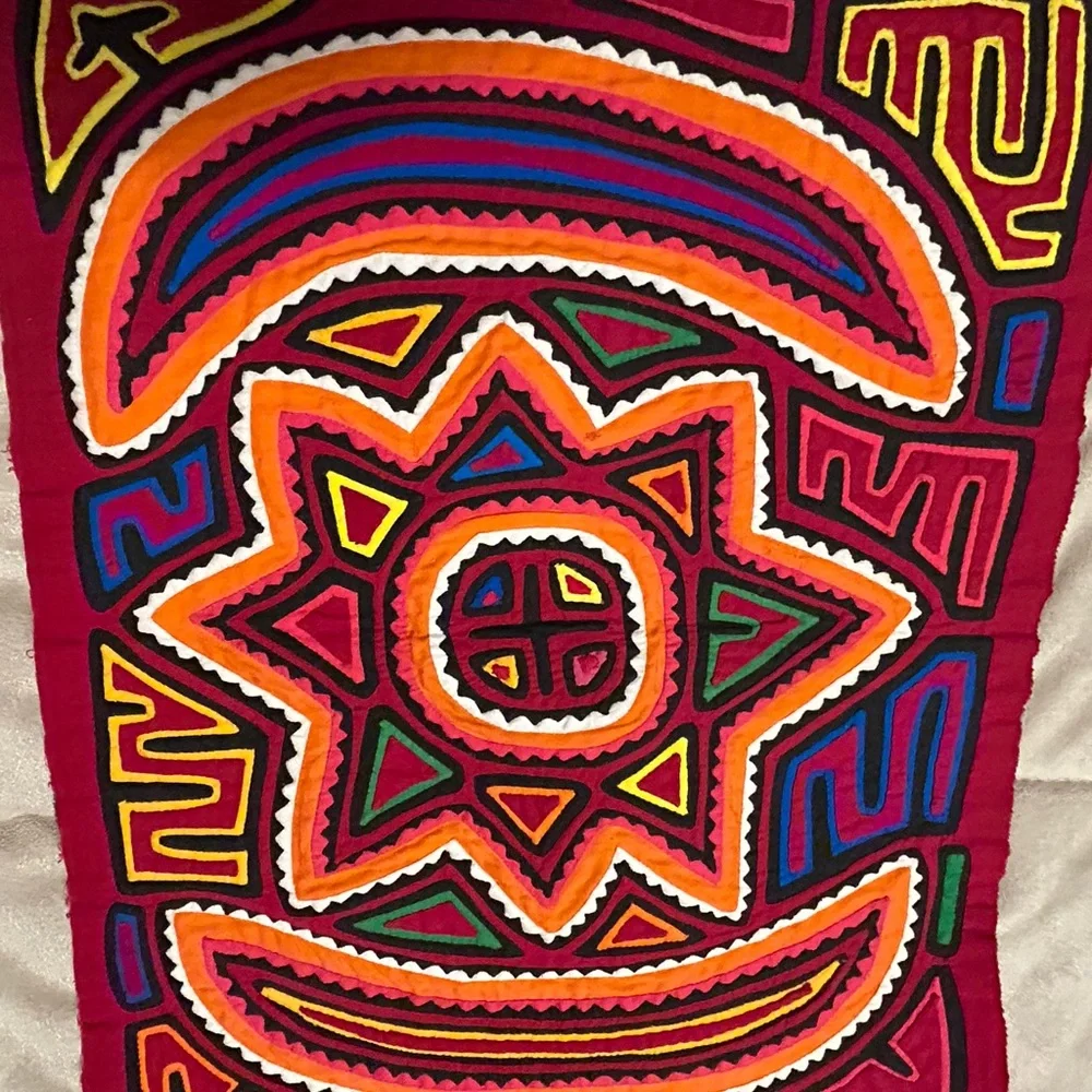 Vintage Kuna Mola Handsewn Reverse Applique Fabric Art